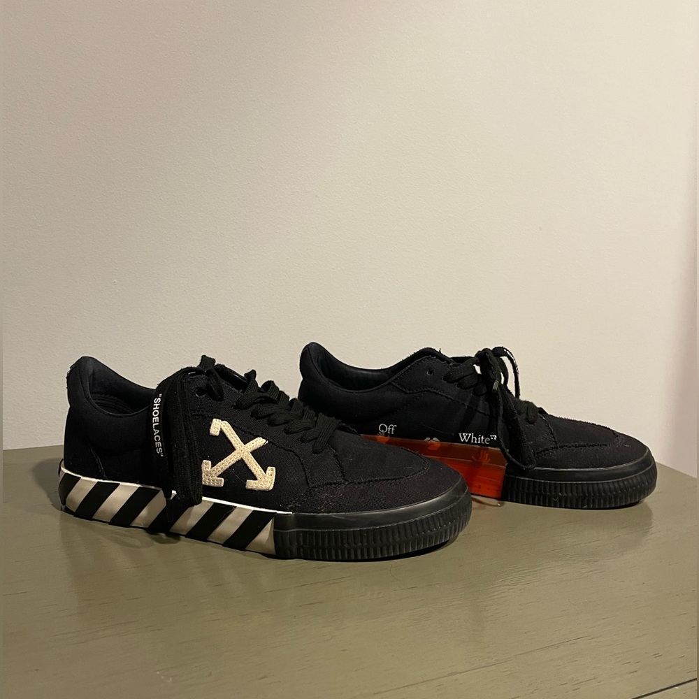 Off- White Men Sneakers